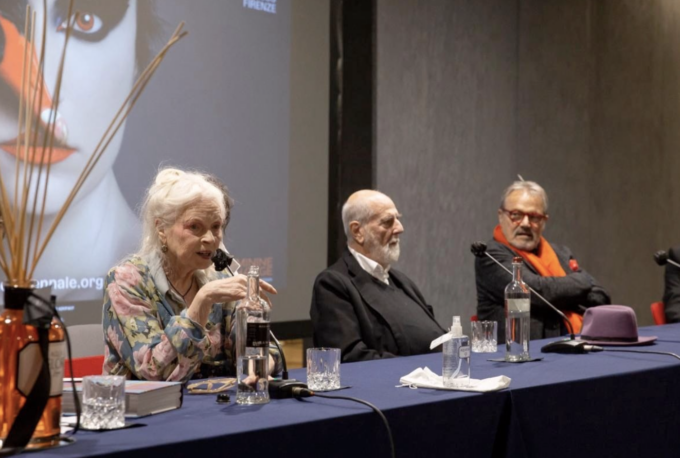 Vivienne Westwood, cordoglio di Cittadellarte: “Una pietra miliare non solo nella storia della moda”