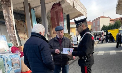 I carabinieri al mercato