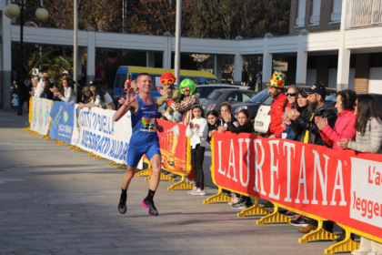 Michele Fontana trionfa nella Karneval Run: l’evento è un successo – FOTO