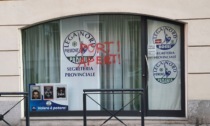 Imbrattata la sede della Lega Biella, Simonetti: "Vandali maleducati e inconcludenti"