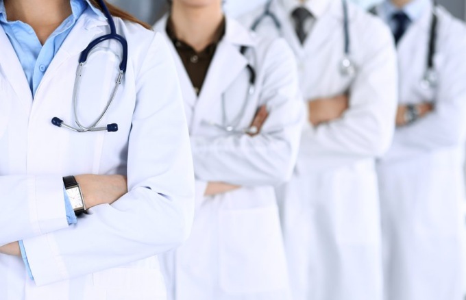 Asl in difficoltà a reperire medici per Pronto, oculistica, pediatria e anestesia