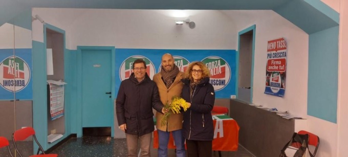 Passaggio di consegne tra Alberto Perini e Marta Florio
