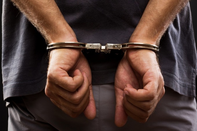 Arrestati due extracomunitari per detenzione di sostanze stupefacenti finalizzata allo spaccio