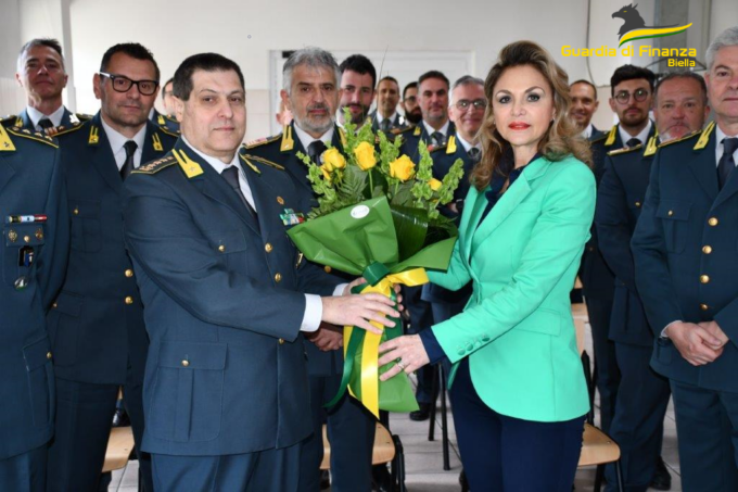 Il Prefetto in visita alla Guardia di Finanza