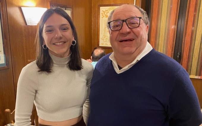 In pizzeria i complimenti e la foto di sindaco e vicesindaco con la campionessa italiana di boxe