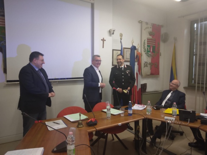 Carabinieri, comandante e caserma nuovi