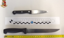 Due coltelli in tasca sul treno, giovane di 31 anni fermato e deunciato dalla Polfer