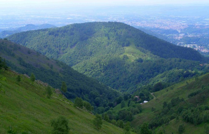 Domenica 21 maggio escursione al Monte Casto di Tavigliano
