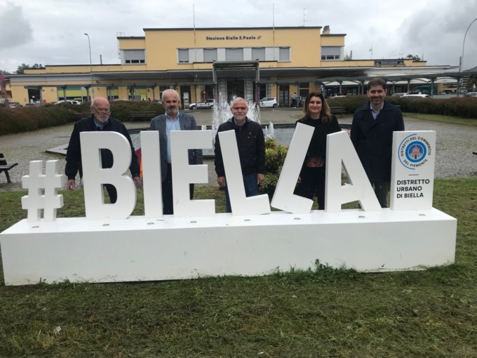 Distretto urbano del commercio, posizionata la scritta tridimensionale “Biella”