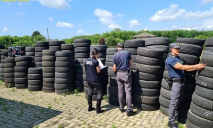 La Finanza sequestra due discariche abusive di pneumatici