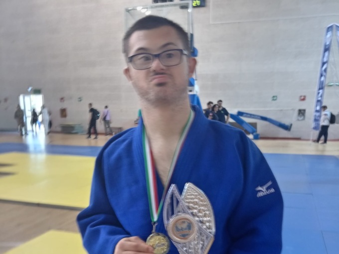 Oro a Palermo per l’atleta paralimpico Francesco Verrengia