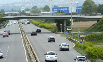 Da oggi Super dimezzata per cantieri