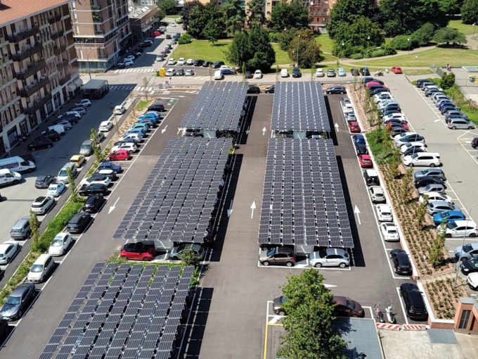 Terminato il parcheggio fotovoltaico in piazza Gaudenzio Sella