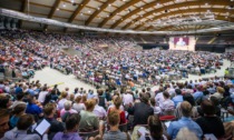 Mille Testimoni di Geova al congresso del fine settimana a Novara