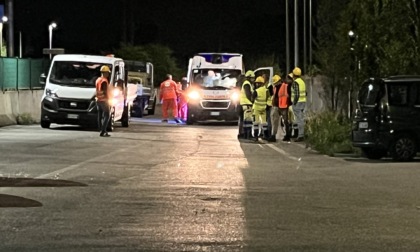 Tragedia a Brandizzo, treno travolge e uccide 5 operai. Ecco chi sono. Raffica di treni cancellati