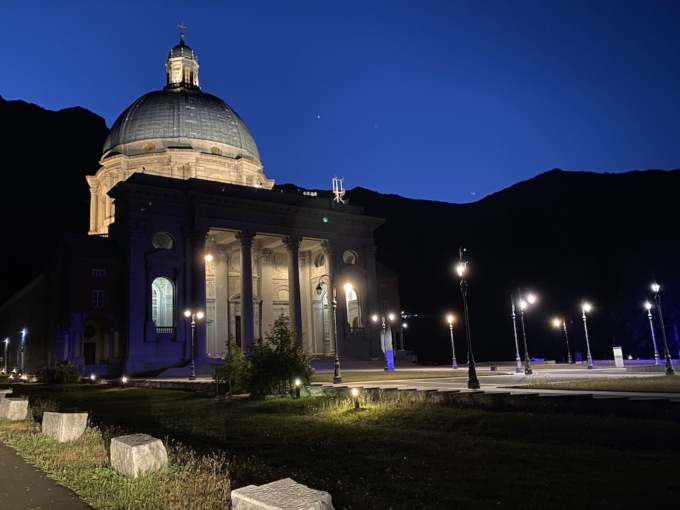 Concerto d’arpa sotto le stelle a Oropa