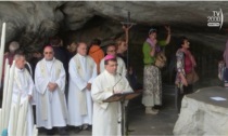 In diretta da Lourdes il Rosario con il vescovo Farinella