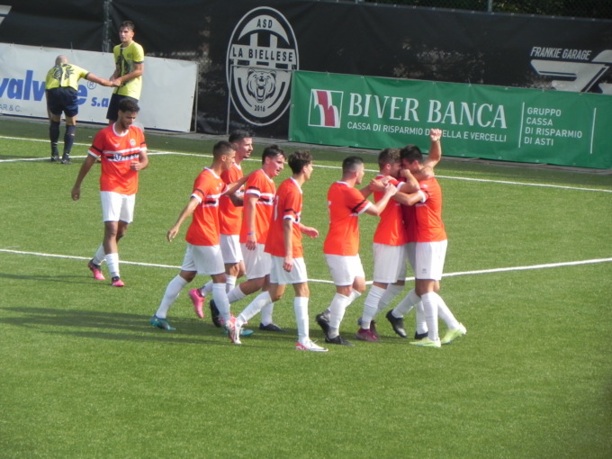 Calcio, la Biellese ne fa 5 per ripartire, Cossato battuto al 90′. Promozione: gioisce solo il Ceversama