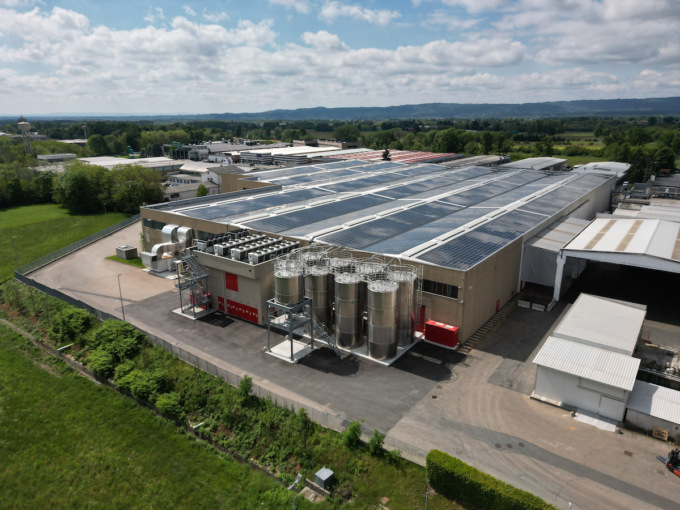 Coca-Cola Hbc Italia e Casilli Enterprise: veicoli a biocarburante per trasporto bottiglie in plastica