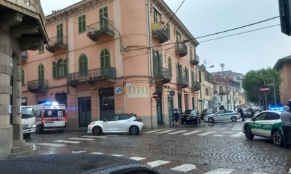 Donna investita sulle strisce pedonali in via Pietro Micca