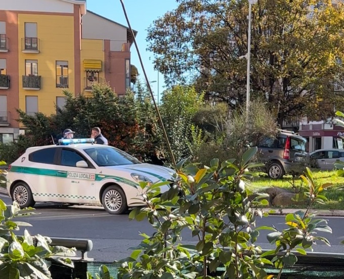 Incidente in piazza Adua con fuga: preso e denunciato