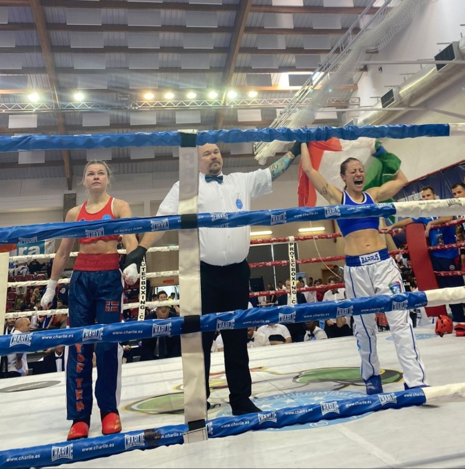Nicole Perona campionessa del mondo nel Full Contact