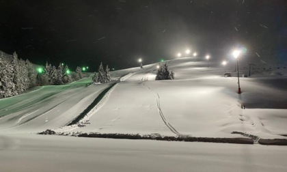 Bielmonte, fresca di nevicata, è pronta per la Fiaccolata della Befana con i bambini