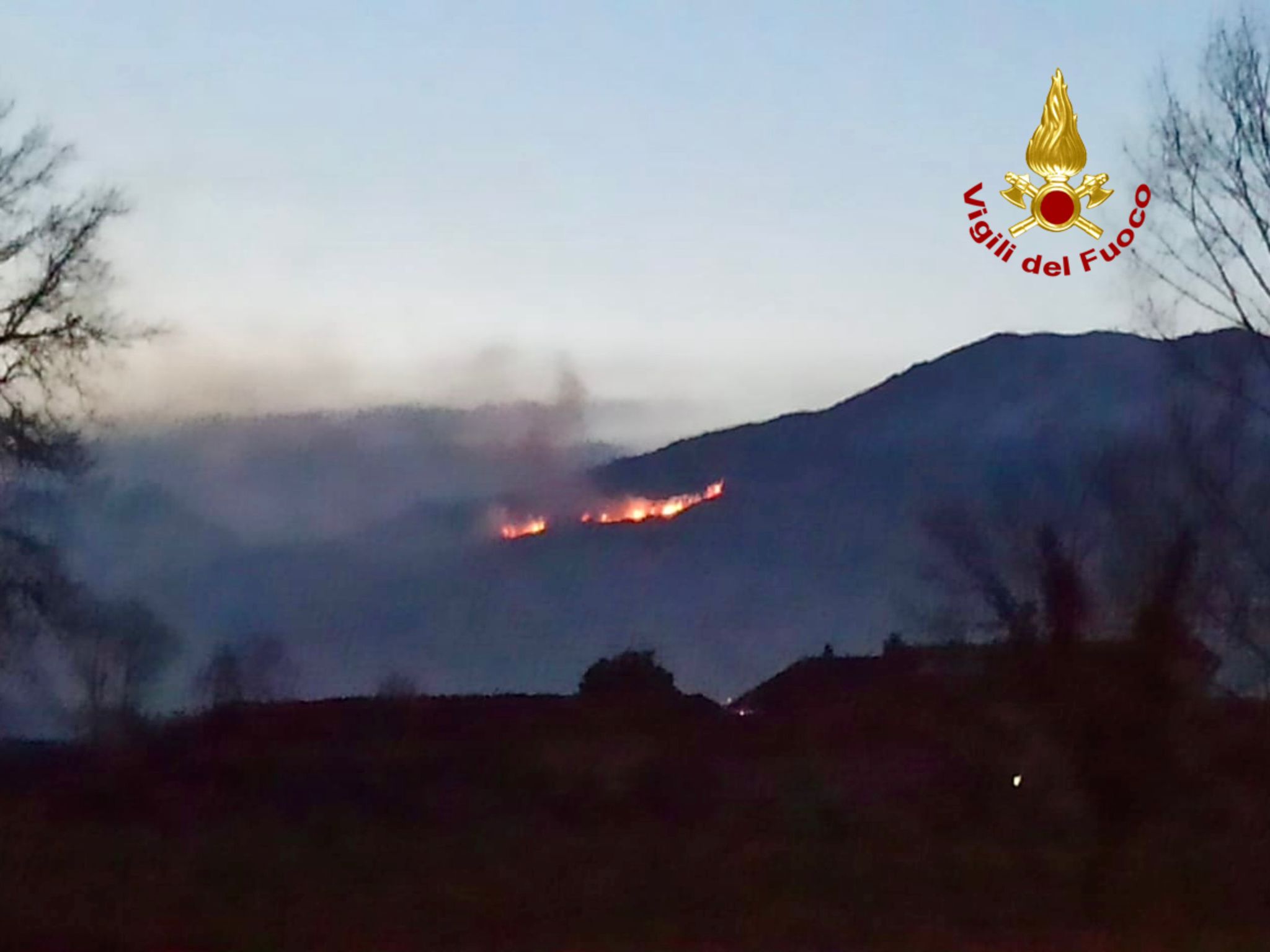 Incendio in Valle Elvo 2