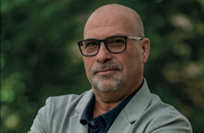 Alberto Antonello, pastore evangelico e ora… scrittore