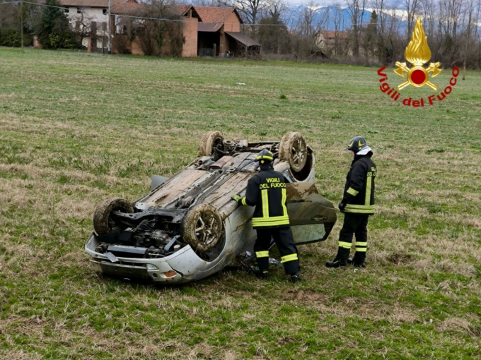 Incidente stradale a Salussola: intervengono i Vigili del Fuoco