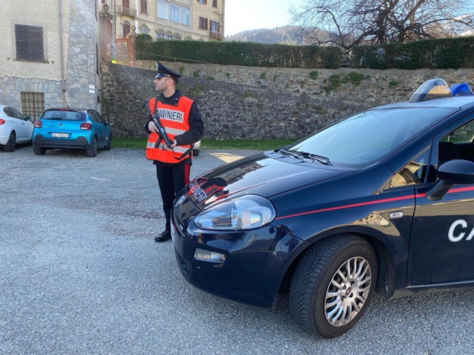 Furgone sospetto a Quaregna Cerreto… Ma sono i traslocatori