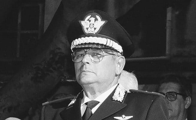 Morto il generale che arrestò Totò Riina. Il cordoglio di Pichetto, il veleno contro “gli sciacalli” del suo fidato Capitano Ultimo