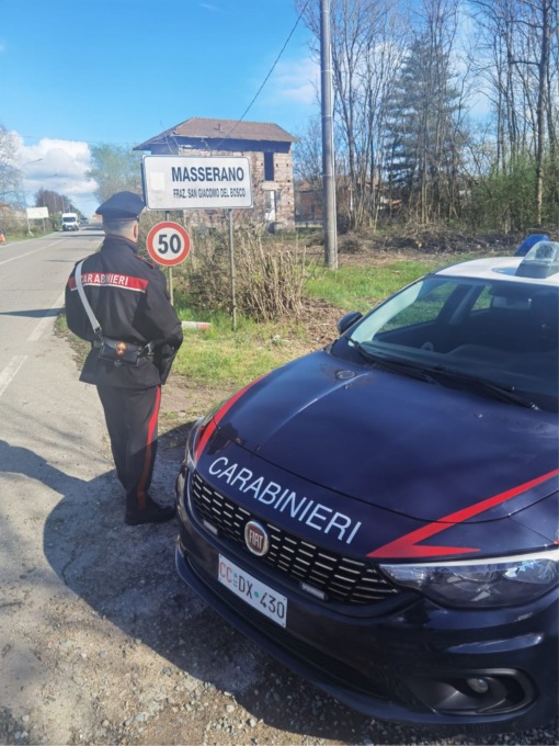 Rubano uno scooter a Masserano: rintracciati e denunciati dai Carabinieri