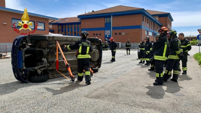 Vigili del fuoco di tutto il Piemonte alle due giornate di addestramento al comando di Biella