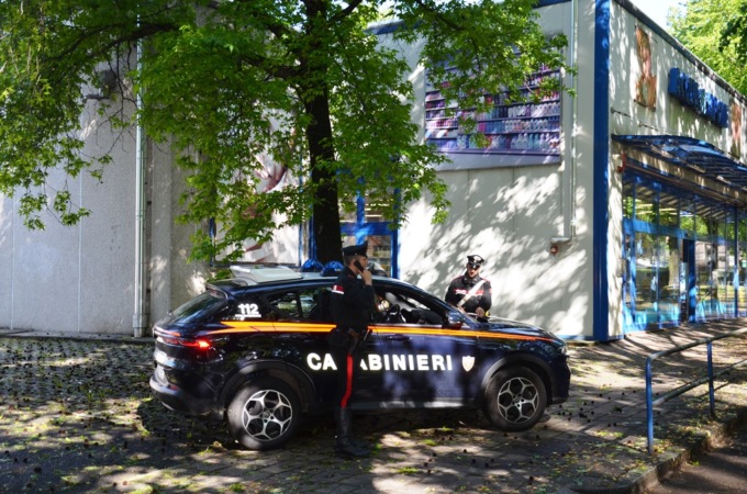 Arrestato un uomo di 35 anni per rapina a un supermercato in corso Europa