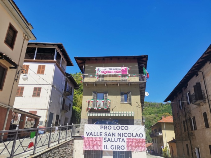 A Valle San Nicolao un maxischermo per seguire il Giro d’Italia