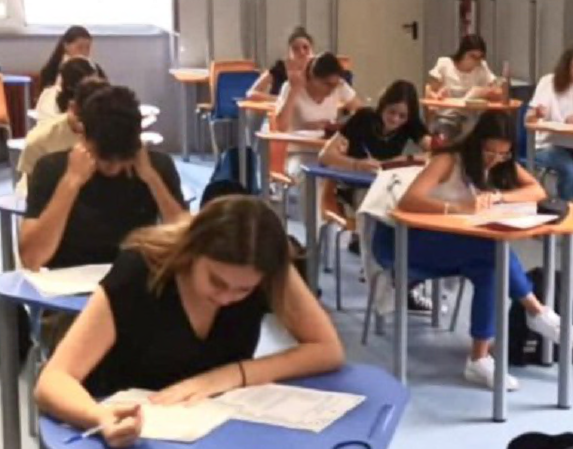 Maturità 2024, al Linguistico: “La prova di spagnolo piena di errori”