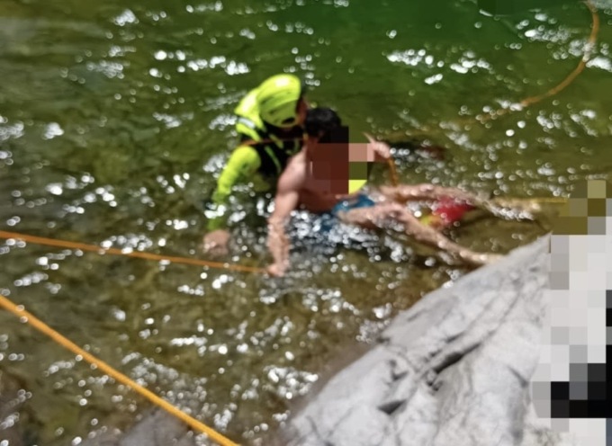 Campiglia, tratto in salvo un ragazzo in pericolo nel Cervo