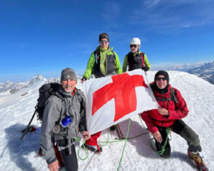 La Cri di Biella svetta in cima al Castore
