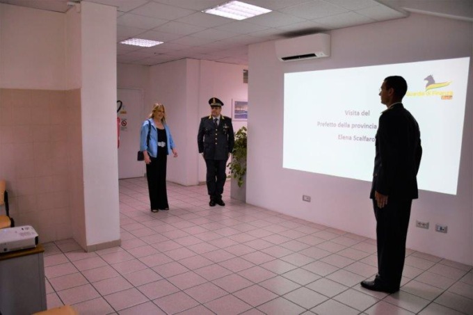 Il Prefetto in visita alla Caserma della Guardia di Finanza