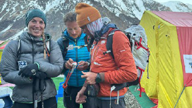 K2, ore decisive. Vinto il Broad Peak