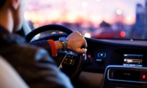 L'AI e il futuro della guida: una rivoluzione su strada
