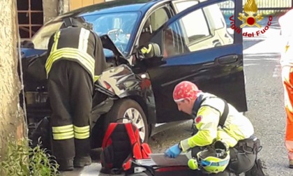 Doppia tragedia alla Balma di Campiglia Cervo. Due sorelle muoiono nello schianto contro un muro