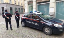 Impiegata di banca e Carabinieri sventano truffa finanziaria ai danni di una cliente