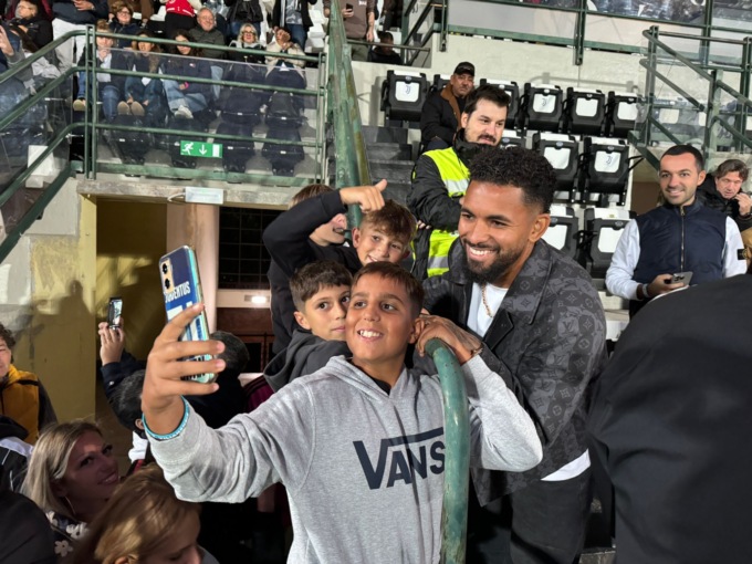 Juventus Women batte il PSG al Pozzo. Assalto dei tifosi a Douglas Luiz in tribuna