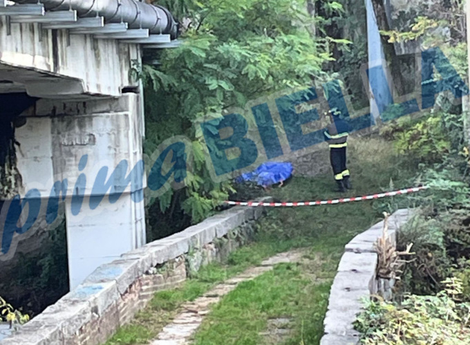 Cade dal ponte di Miagliano, trovato corpo senza vita di un 25enne