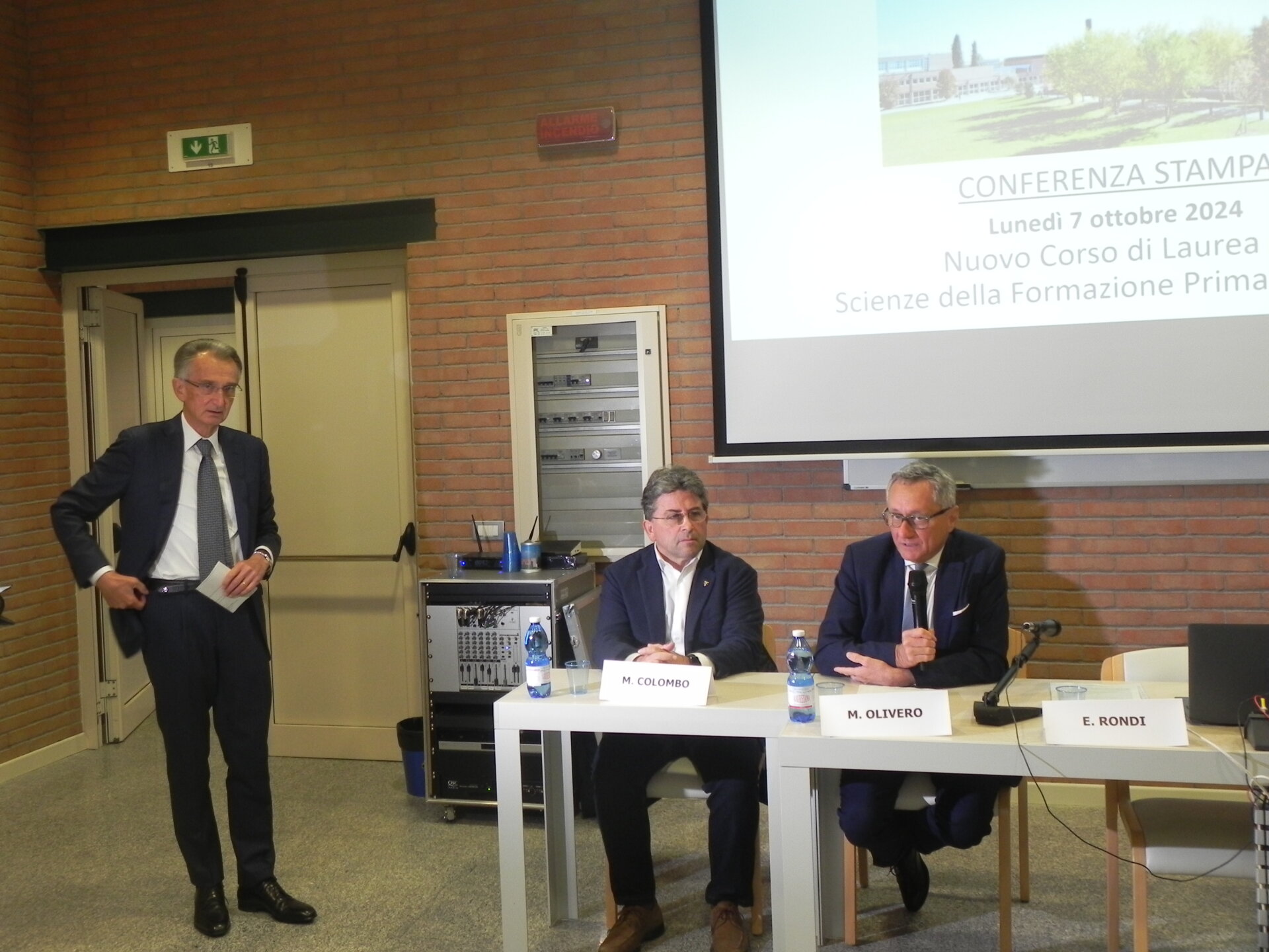 Presentazione corso di laurea in scienze della formazione primaria (2)