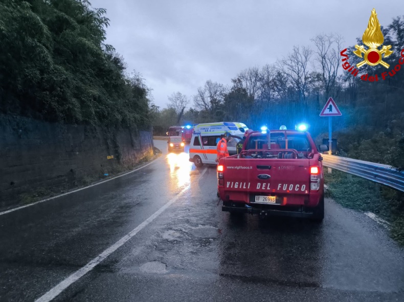 Scontro frontale a Sostegno6