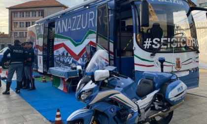 Arriva a Biella il "Pullman Azzurro" della Polizia Stradale