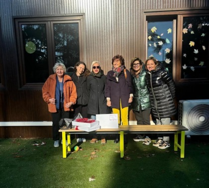I bambini delle primarie decoreranno 200 alberi di Natale